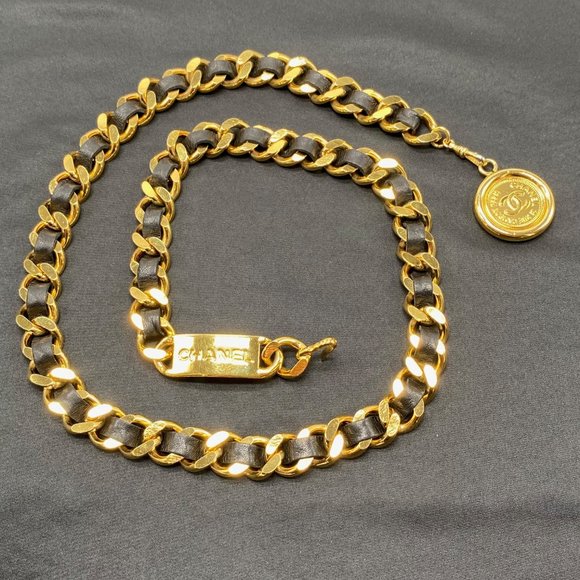 Chanel Vintage Gold-Tone and Leather Chain Belt main image 7